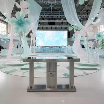 Аренда Стол консоль металл в ледовом дворце «Роза Хутор» — ART SPACE