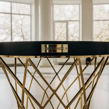 Аренда Стол Affari Gold Black в санатории «Сочи» — ART SPACE
