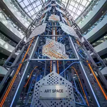 Аренда Елка новогодняя для IT кампуса Неймарк в комплексе Sea Galaxy — ART SPACE