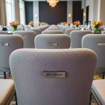 Аренда Чехол Е 07 на стул Eames серый в Novotel Resort — ART SPACE
