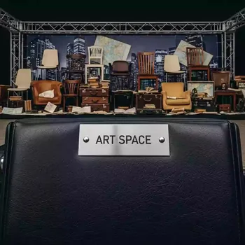 Аренда Фотозона "12 стульев" в ресторане «Магадан» — ART SPACE