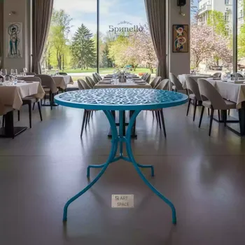 Аренда Стол металлический складной Flower в ресторане «Brunello» — ART SPACE