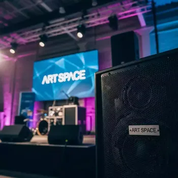 Аренда Комплект активной акустики Mackie в Green Flow Hotel — ART SPACE