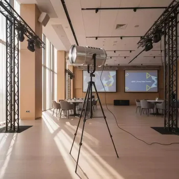 Аренда Прожектор PAR LED 20 серебро в Гранд Отель Поляна — ART SPACE