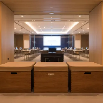 Аренда Комплект сундук для хранения KARL 120 в Swissôtel Resort Sochi Kamelia — ART SPACE