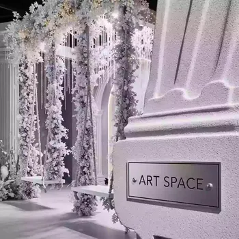 Аренда Фотозона Зимние качели на арене «Фишт» — ART SPACE