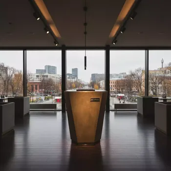 Аренда Тумбы Flumen в ресторане «Магадан» — ART SPACE