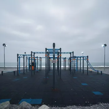 Аренда Комплекс спортивный IgraGrad WorkOut на пляжных клубах Хосты — ART SPACE