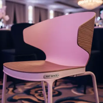 Аренда Стул пластиковый Eames бук розовый в отеле Hyatt Regency Sochi — ART SPACE