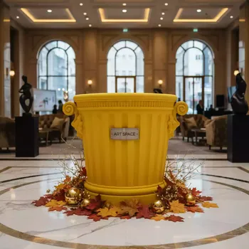 Аренда Ведро желтое в Radisson Collection Paradise — ART SPACE