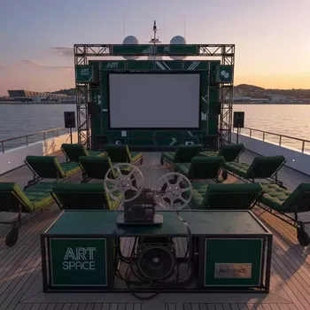 Аренда Плоттерная пленка Oracal 641 562 1x50 м на VIP-яхте (Имеретинский порт) — ART SPACE