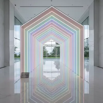 Аренда Фотозона Неоновый тоннель на свадьбу в санатории «Черноморье» — ART SPACE