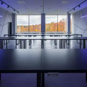 Аренда Столы Топ 150х75 см черные в Novotel Resort — ART SPACE