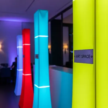 Аренда Чехлы стрейчевые для тотемов в ресторане «Паруса» — ART SPACE