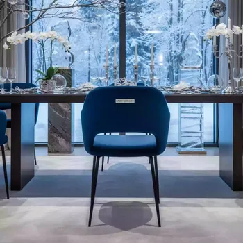 Аренда Стул Velen синий в Radisson Collection Paradise — ART SPACE