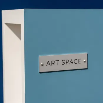 Аренда Мебельная стенка в стиле неоклассика на пляже «Ривьера» — ART SPACE