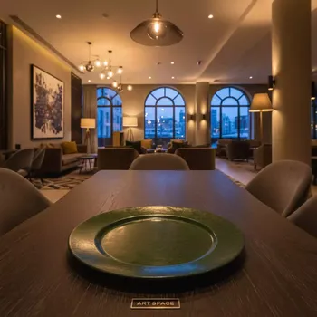 Аренда Подстановочная тарелка Элва олива в Mövenpick Hotel — ART SPACE