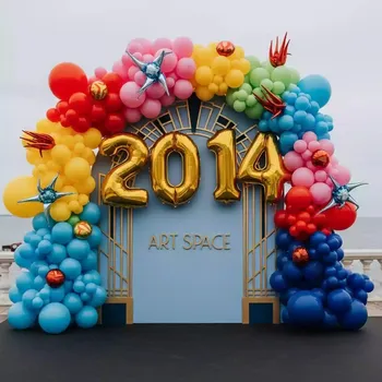 Аренда Фотозона новогодняя из шаров с цифрами в Rodina Grand Hotel & SPA — ART SPACE