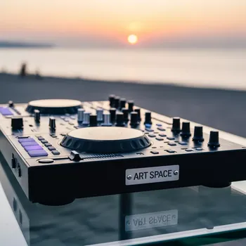 Аренда Пульт микшерный Alto DJM 3 на пляже «Мандарин» — ART SPACE