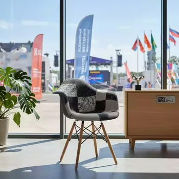 Аренда Стул DSW пэчворк черно белый в Novotel Resort — ART SPACE