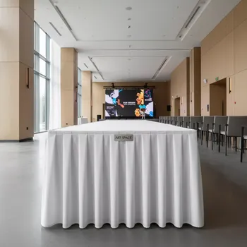 Аренда Фуршетная юбка 5,6 м белая в Radisson Blu Resort & Congress Centre — ART SPACE