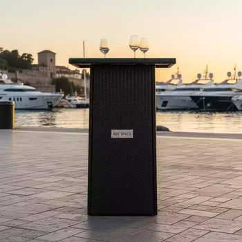 Аренда Стол барный Rotang Lux Malaga MLG 165 M7108 000 на территории Морпорта Сочи — ART SPACE
