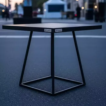 Аренда Коктейльный стол loft 60х60 см черный в Alpha Sirius — ART SPACE