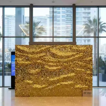 Аренда Фотозона пайетки золото в Courtyard by Marriott Sochi — ART SPACE