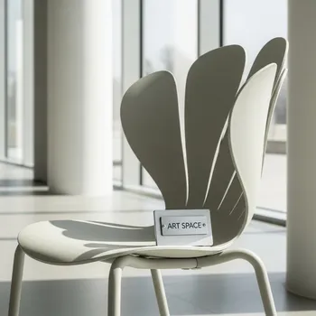 Аренда Стул пластиковый Bloom в Sport Inn Hotel & Wellness — ART SPACE