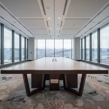 Аренда Стол белый венге Лидер 2 2700х900 в отеле Hyatt Regency Sochi — ART SPACE