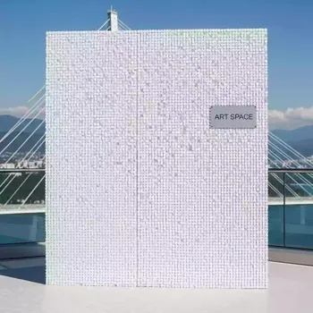 Аренда Фотозона из белых пайеток на свадьбу в Skypark Sochi — ART SPACE