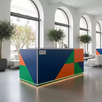 Аренда Промостойка PC 9 Maxi в Courtyard by Marriott Sochi — ART SPACE
