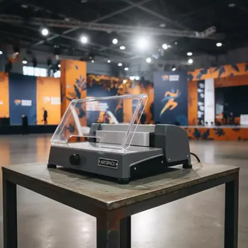 Аренда Резак для бумаги Fellowes Neutrino A5 в VK Stadium Sirius — ART SPACE