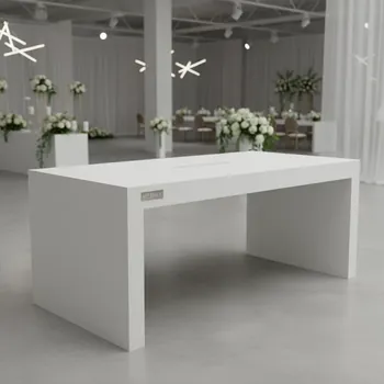 Аренда Стол ламинированный с каналом для проводов Rizz Office в Red Arena — ART SPACE