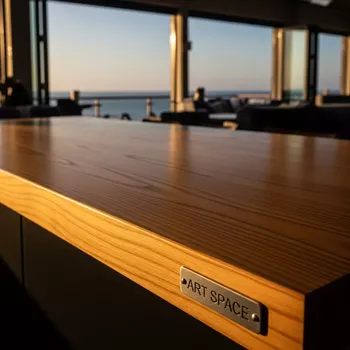 Аренда Столешница деревянная прямоугольная Natural Teak в пляжном клубе Del Mar — ART SPACE