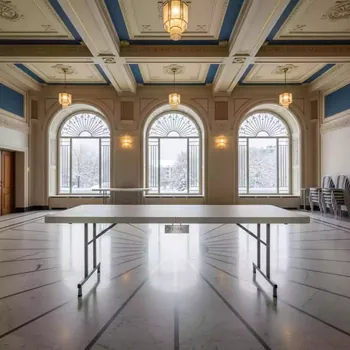 Аренда Стол пластиковый банкетный 1800 мм в Boutique Hotel PORTUM 1905 — ART SPACE