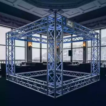 Аренда Ферма квадратная для монтажа в ресторане «Баран-Рапан» — ART SPACE