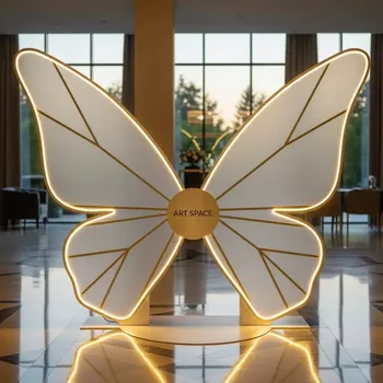 Аренда Фотозона бабочка в Rodina Grand Hotel & SPA — ART SPACE