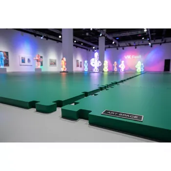 Аренда Бордюр для модульного покрытия Helex зеленый 2 шт в Radisson Blu Resort & Congress Centre — ART SPACE