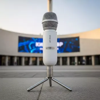 Аренда Радиомикрофон белый Shure на Медальной площади — ART SPACE