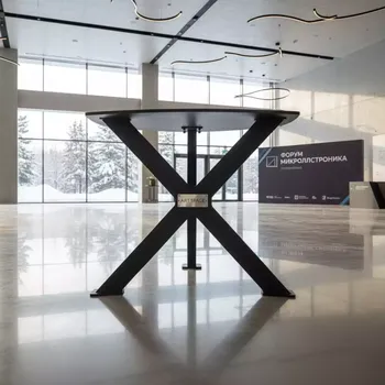 Аренда Подстолье чугунное 1013 в Bridge Resort — ART SPACE