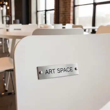 Аренда Комплект DECO 4 с круглым столом белый в ресторане «Магеллан» — ART SPACE