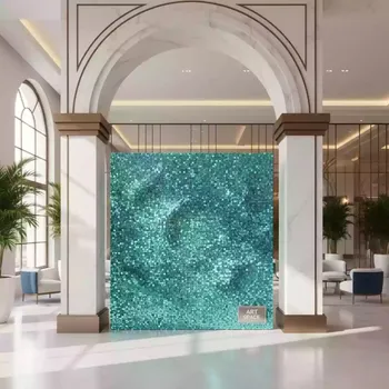 Аренда Фотозона из пайеток бирюзового цвета в Mantera Supreme — ART SPACE