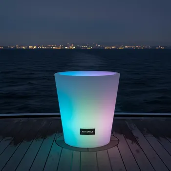 Аренда Кашпо конус светящееся LED Flow RGB на теплоходе «Дагомыс» — ART SPACE