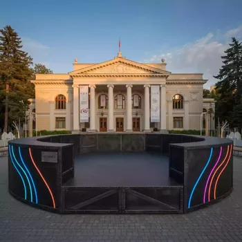 Аренда Подиум U образный в санатории «Металлург» — ART SPACE