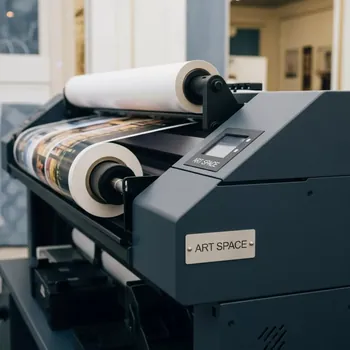 Аренда Рулонная бумага Epson Premium Luster Photo Paper 44 260 г м² 1,118x30,5 м в санатории «Заполярье» — ART SPACE