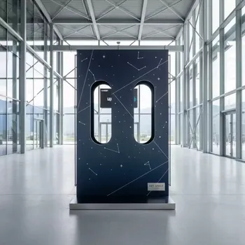 Аренда Фотозона тантамарески космос в ледовом дворце «Роза Хутор» — ART SPACE