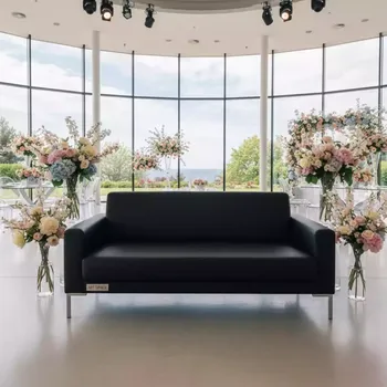 Аренда Диван Klippan черный в Radisson Blu Resort & Congress Centre — ART SPACE