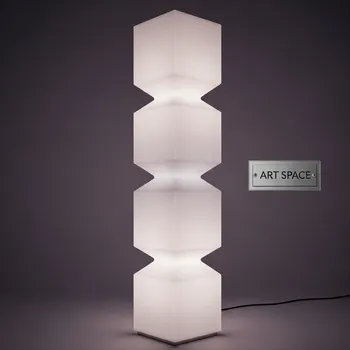 Аренда Торшер LED пластиковый Threebu Totem 4 в пляжном комплексе VinoGrad — ART SPACE