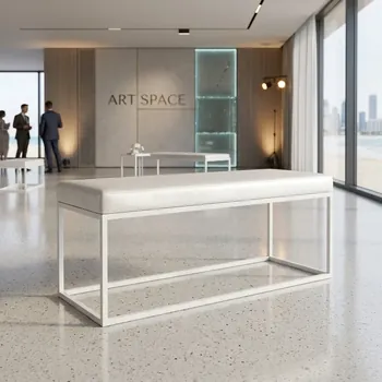 Аренда белой банкетки Сочи в зале Чайка — ART SPACE